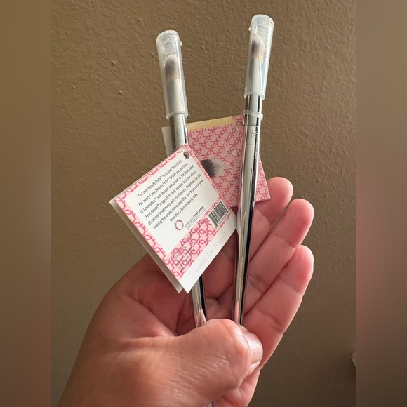 IT Cosmetics Essential Concealer Brush # 212, Make-up Brush Ulta Factory Sealed - Picture 7 of 9